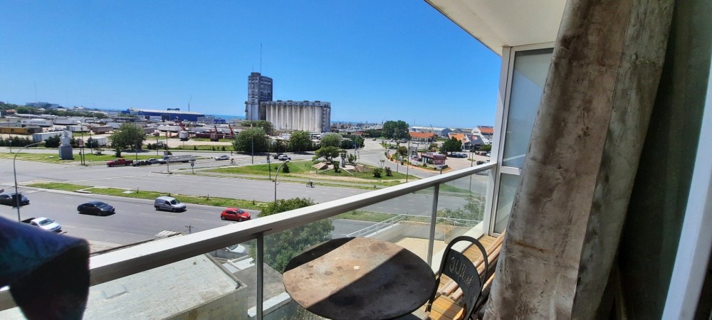 Departamento 3 ambientes reciclado con vista panorámica a Plaza Colón - foto 8